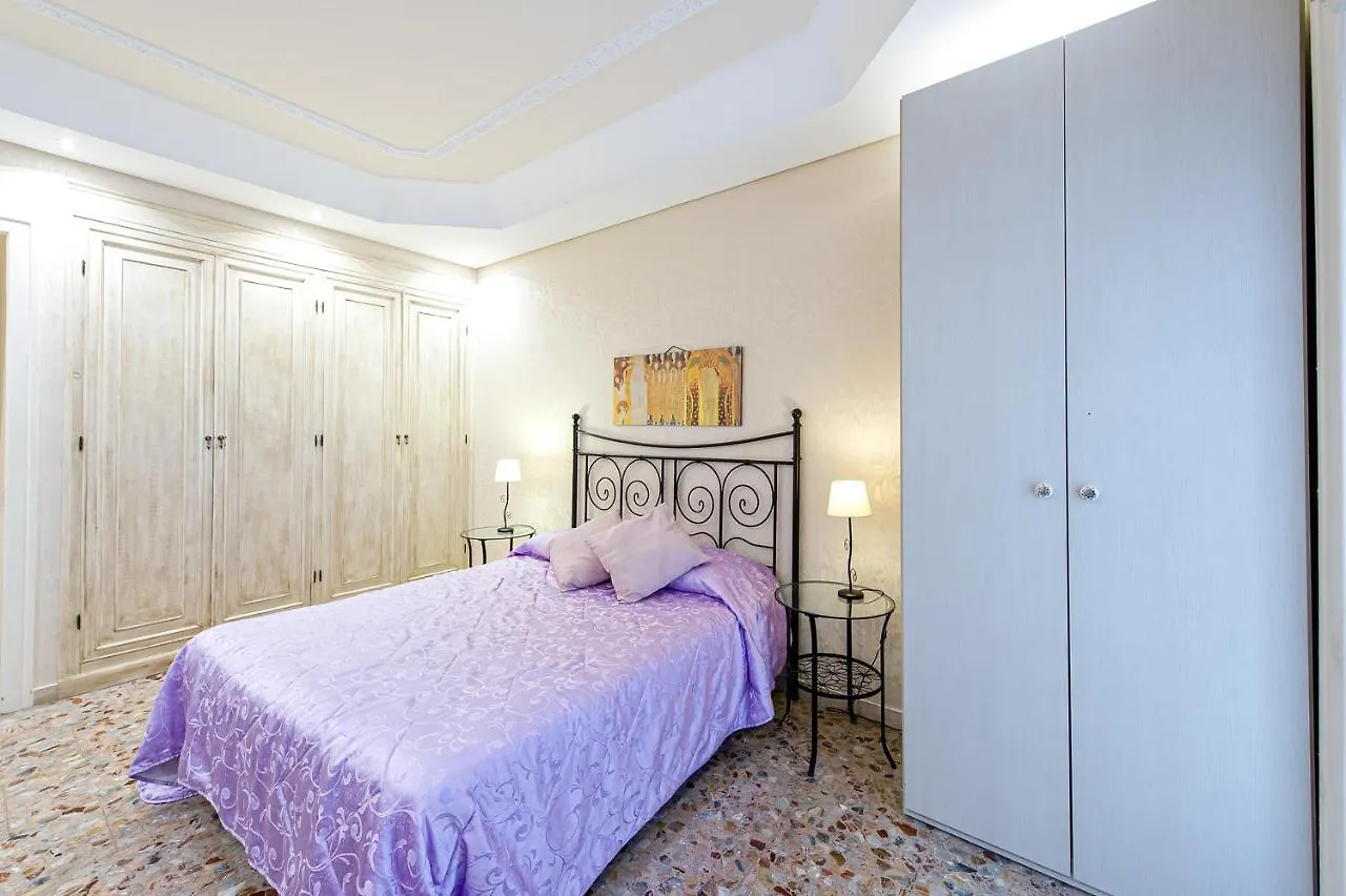 Holiday home Michelangelo Apartment Rome Italy